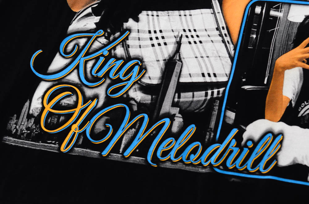 เสื้อยืดพร้อมสกรีนราคาส่ง