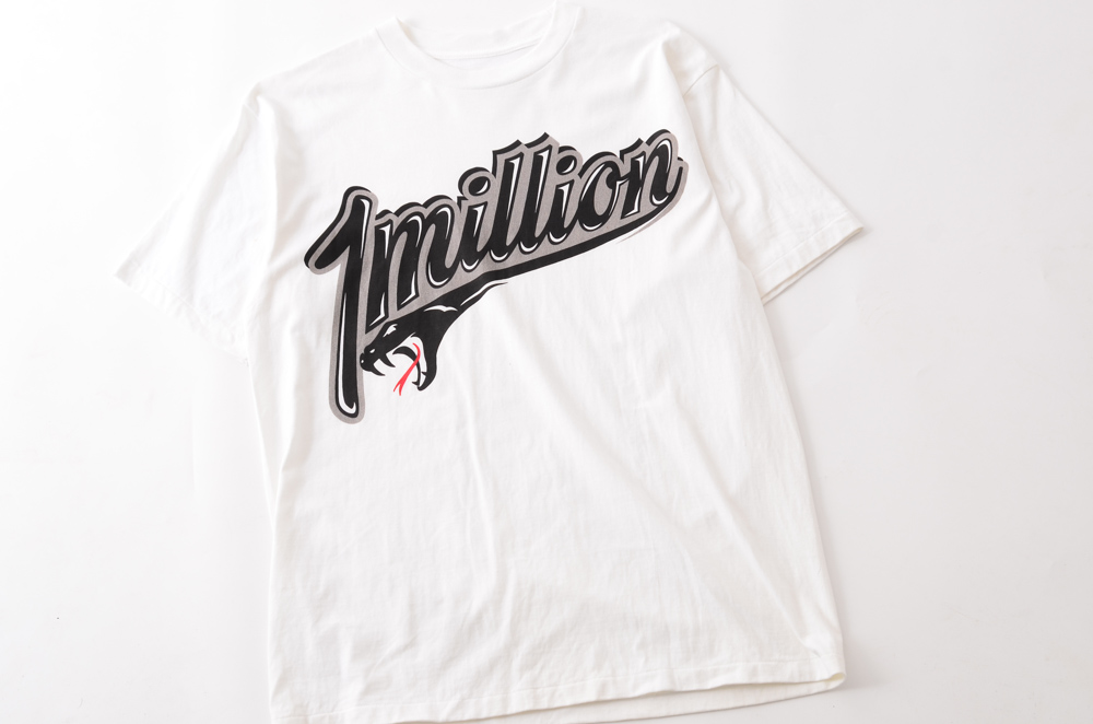 เสื้อยืดพิมพ์ลายขายส่ง