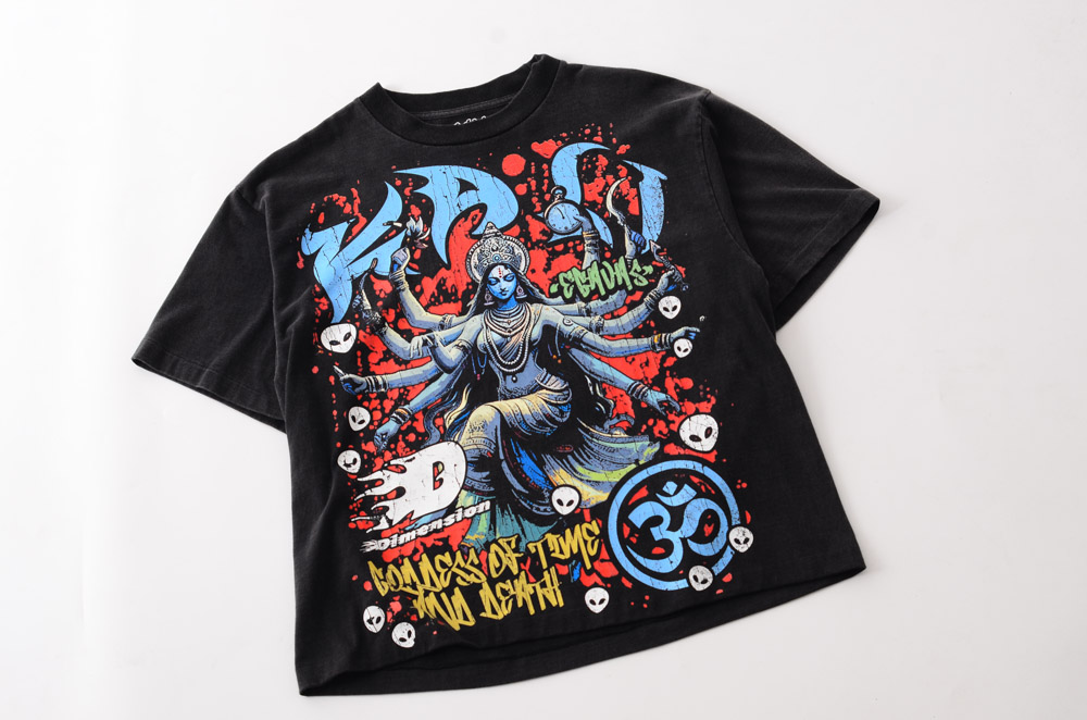 เสื้อยืดสกรีนลายตามสั่ง