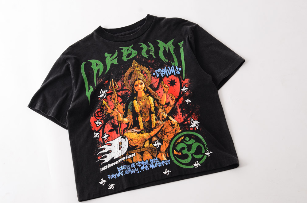 เสื้อยืดพร้อมสกรีนราคาส่ง